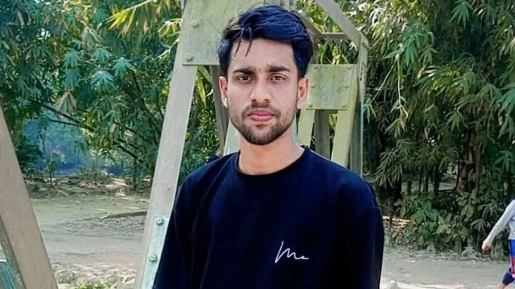ফেনীতে অটোরিকশা চালককে নৃশংসভাবে কুপিয়ে হত্যা, ছিনতাইয়ের অভিযোগ