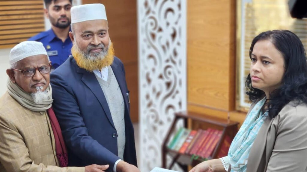 সিংড়ায় নির্বাচনী সমঝোতা, শরিক প্রার্থীকে আসন ছেড়ে দিলেন জামায়াতের অধ্যাপক সাইদুর