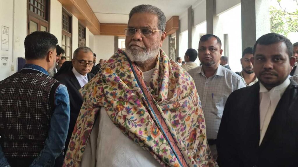 হাইকোর্টেও টিকল না প্রার্থিতা, ভোটের লড়াই থেকে ছিটকে গেলেন মঞ্জুরুল আহসান মুন্সী